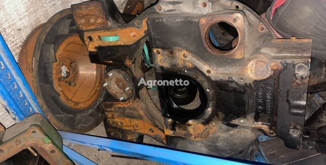 Schwungradgehäuse für Massey Ferguson 8650-8690 Valtra S243-s373  Radtraktor