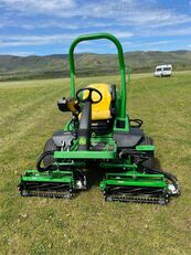 John Deere 7200A Rasentraktor