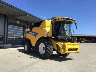 neuer New Holland CX 8.90 Getreideernter